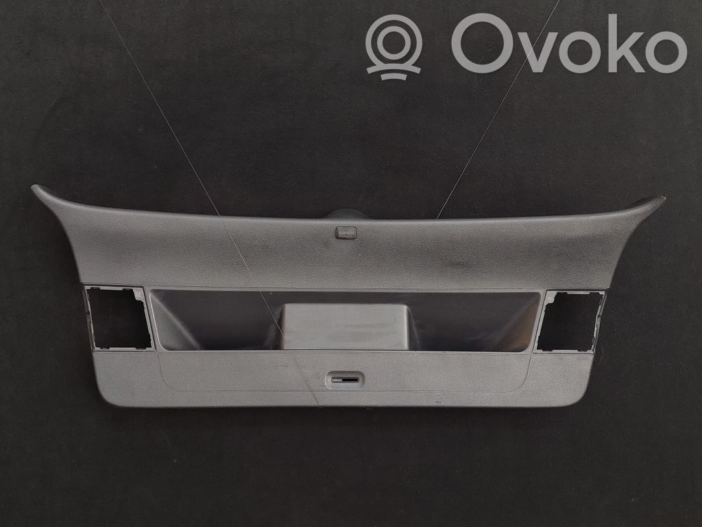 Volkswagen Golf VI Tailgate/boot lid cover trim 