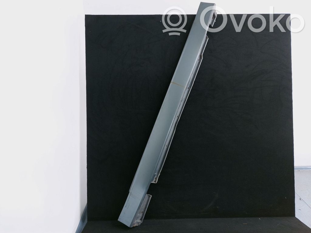Sill   7016879