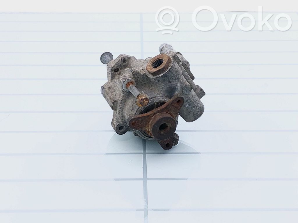 Volvo V50 Ohjaustehostimen pumppu 