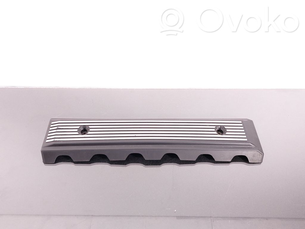 BMW 5 E34 Variklio dangtis (apdaila) 