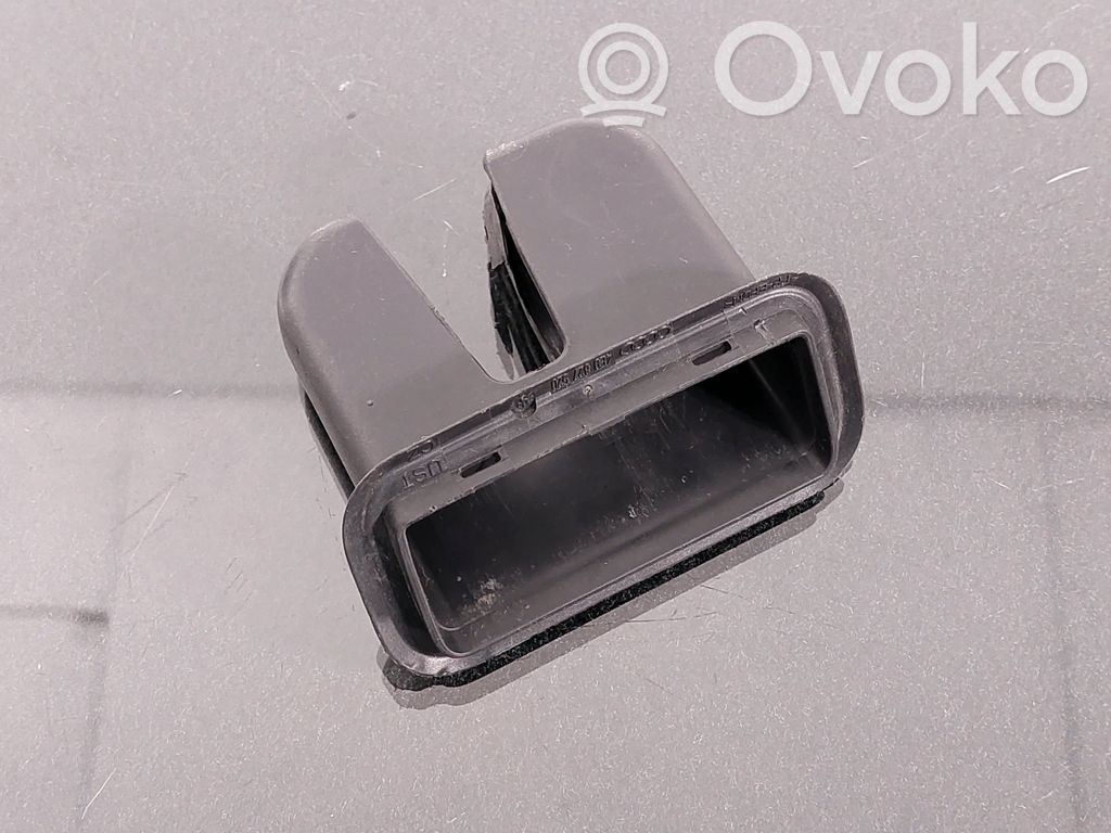 Audi A4 S4 B8 8K Tailgate/boot lid lock trim 