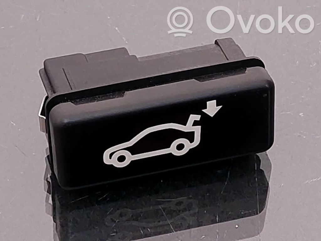 Tailgate/boot open switch button   50359801,8375580