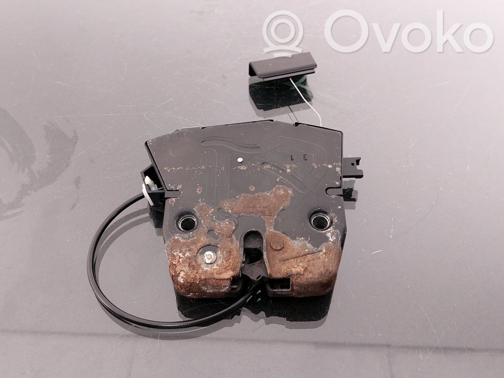 BMW X5 E70 Zamek klapy tylnej bagażnika 