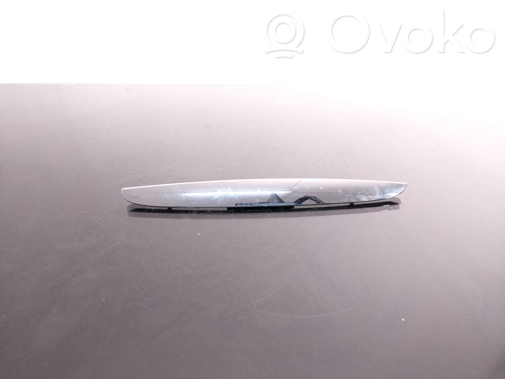 BMW 3 E90 E91 Engine cover (trim) 