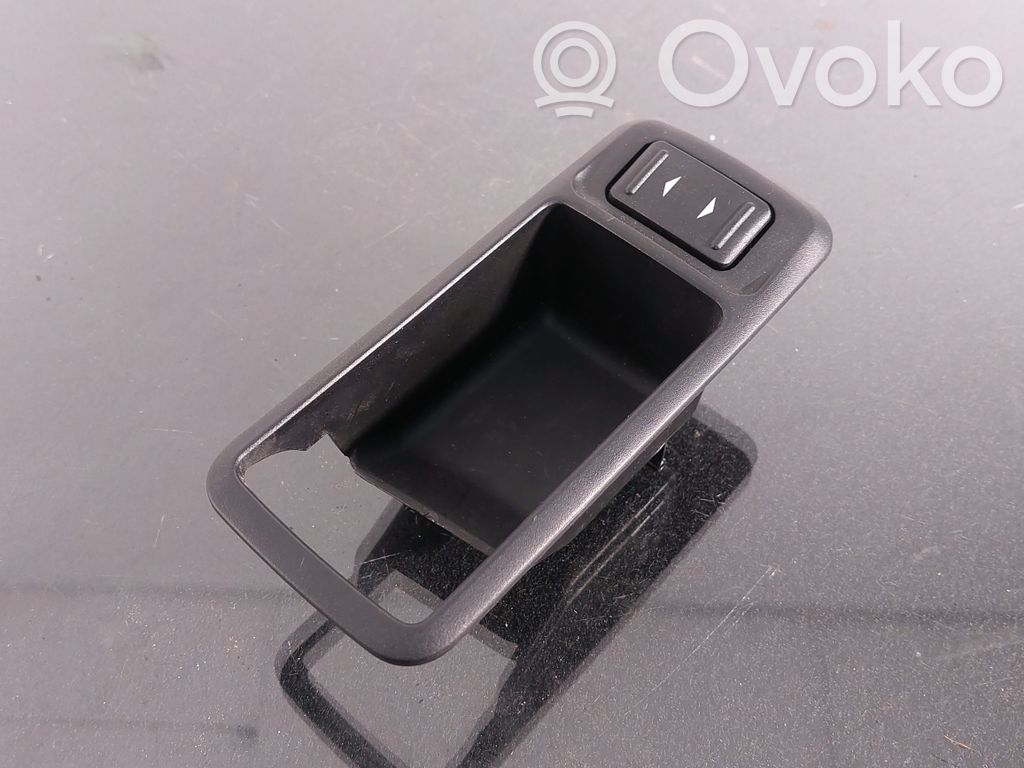 Ford Focus C-MAX Interrupteur commade lève-vitre 