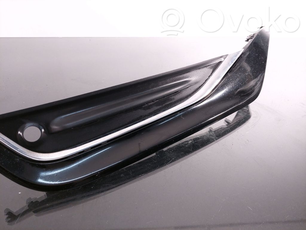 Volvo V60 Mascherina inferiore del paraurti anteriore
