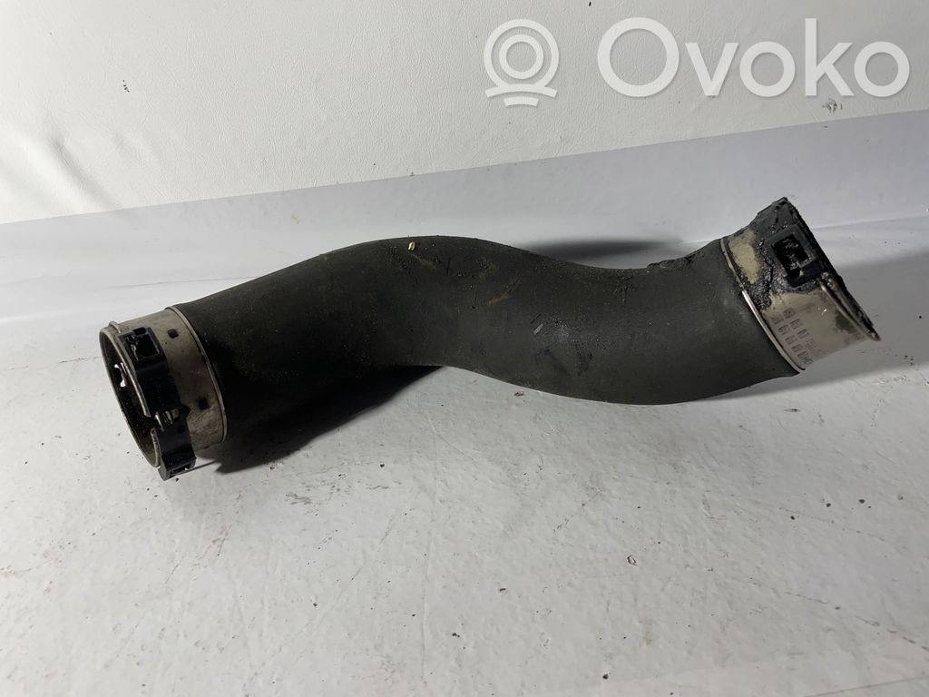 Intercooler hose/pipe