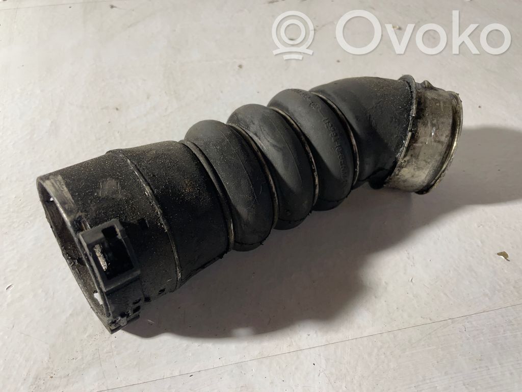 Intercooler hose/pipe   7800142,11270410