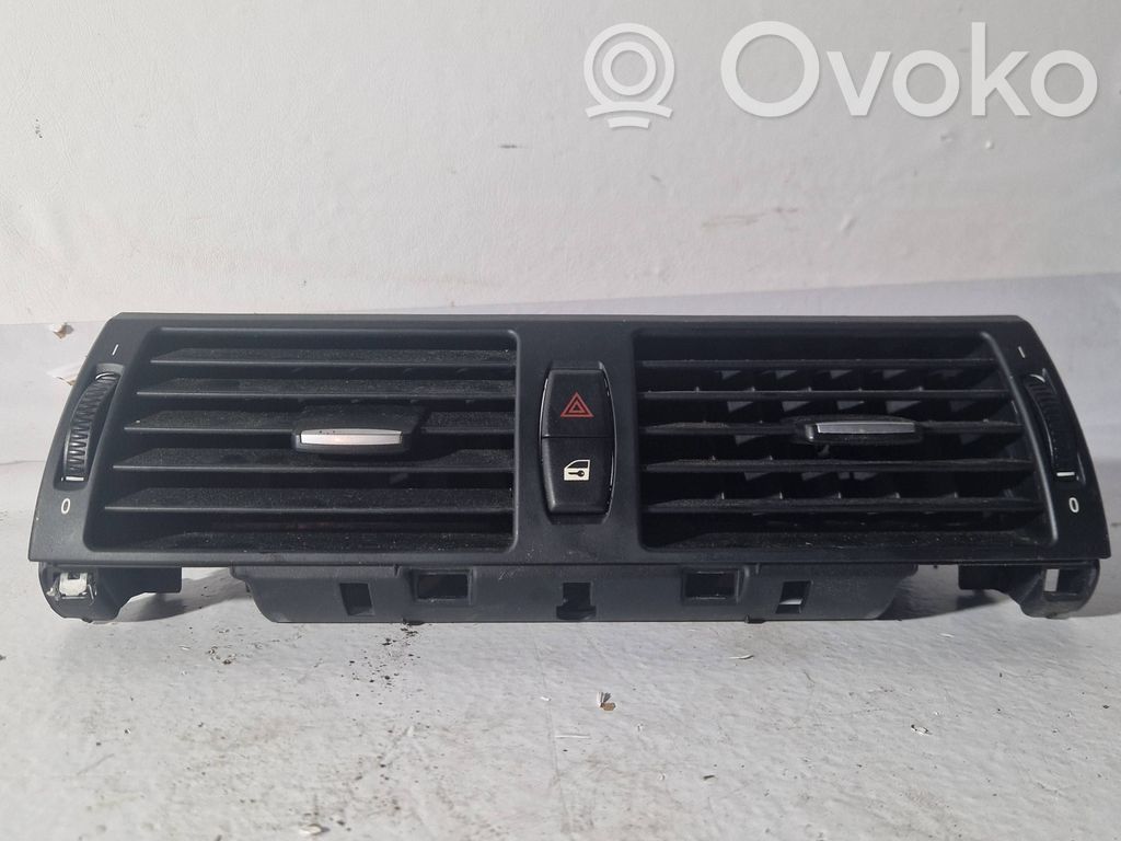 BMW X5M E70 Centrinės oro grotelės 