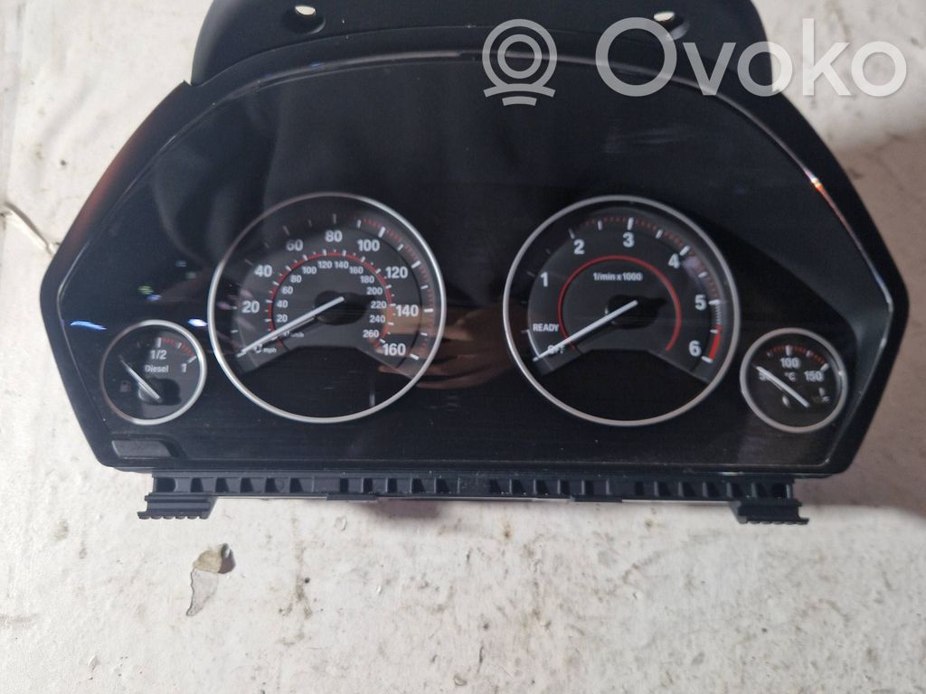 BMW 3 F30 F35 F31 Vitezometru (grup de instrumente) 