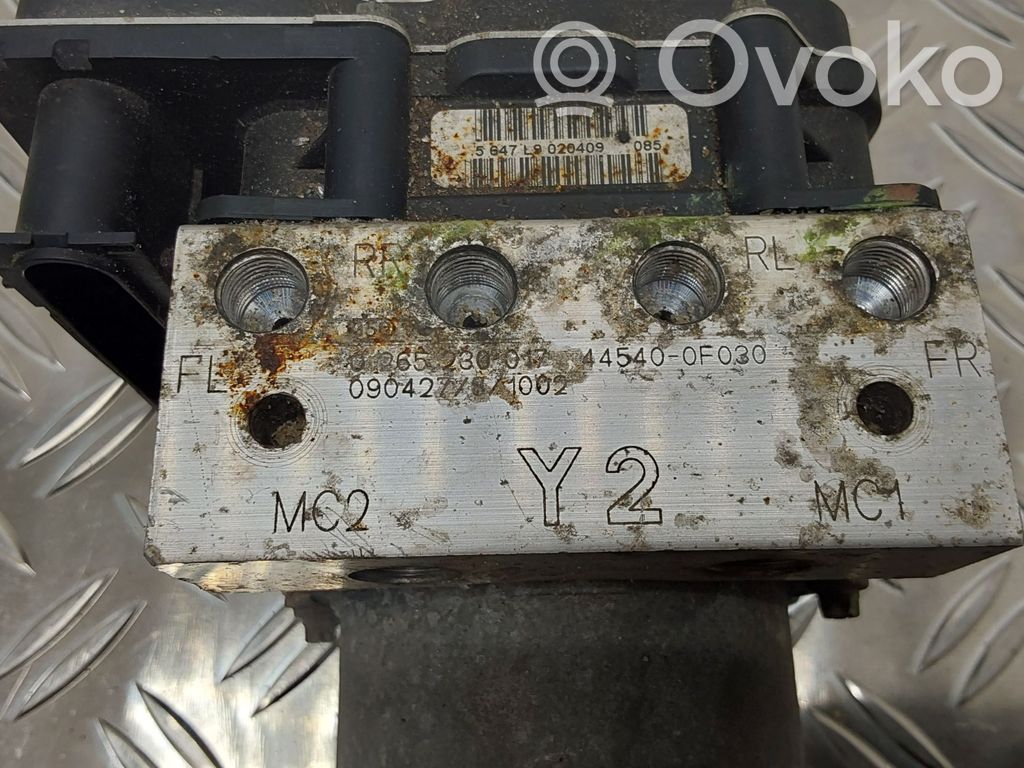 Bomba de ABS   445400F030