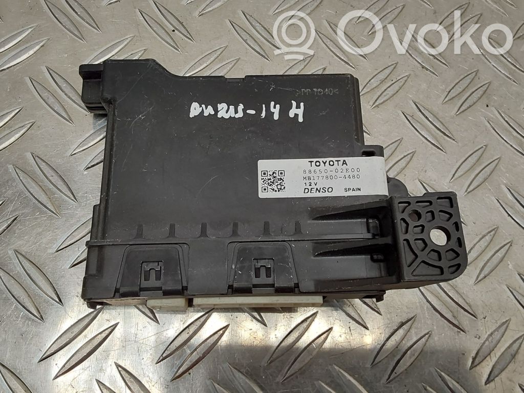 Toyota Auris E180 Panel klimatyzacji 