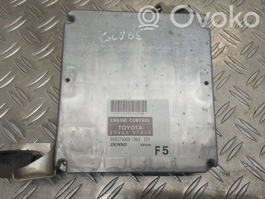 Toyota Corolla Verso AR10 Engine control unit/module 
