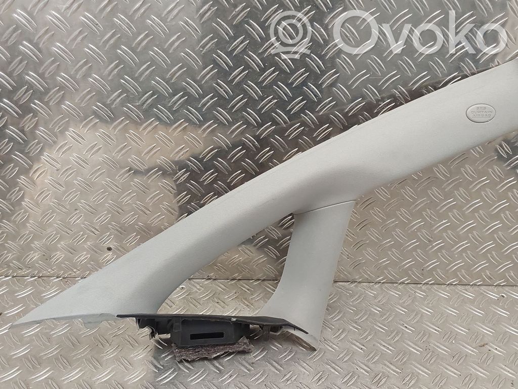 Toyota Verso Osłona słupka szyby przedniej / A 