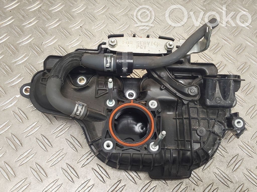 Toyota Auris E180 Colector de admisión 