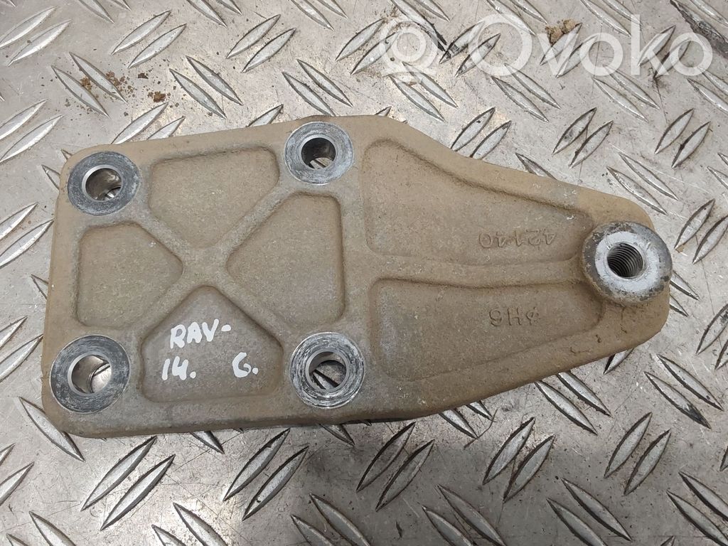 Toyota RAV 4 (XA40) Galinio reduktoriaus kronšteinas 