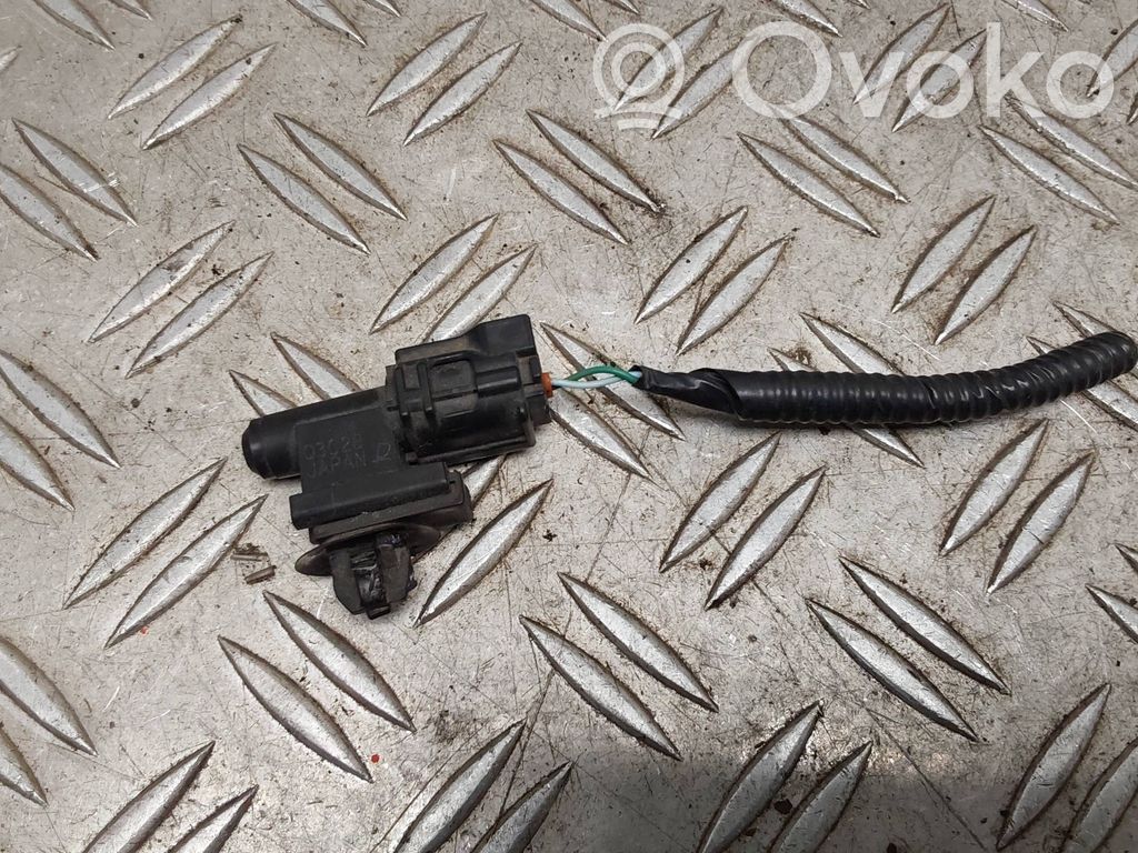 Sensor de temperatura interna/externa   03C28