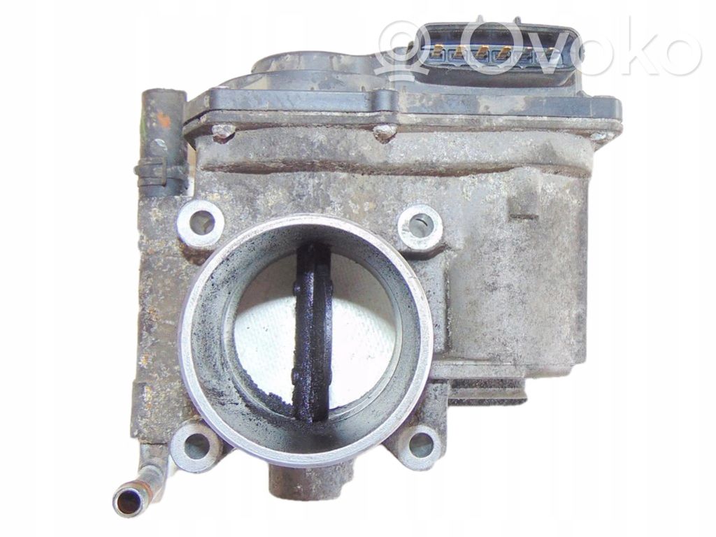 Throttle valve   RF7J136B0C