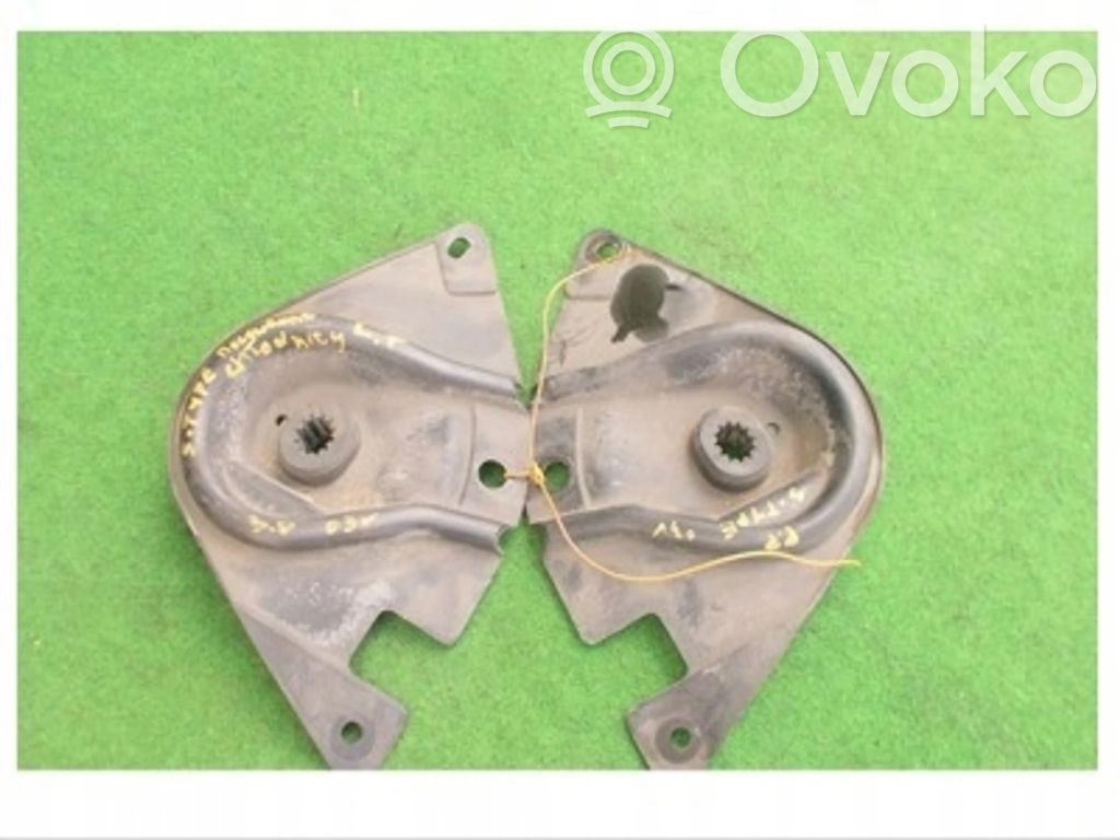 Radiator mount bracket