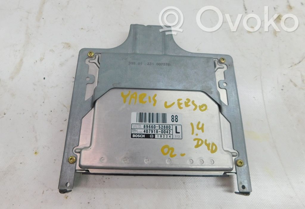 Toyota Yaris Verso Komputer / Sterownik ECU silnika 