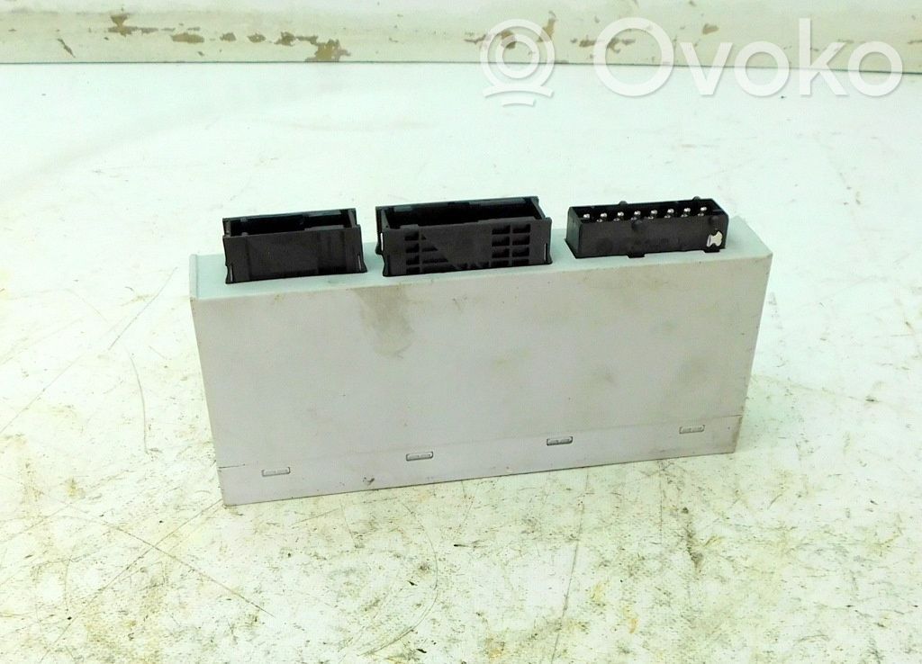 BMW 3 E46 Komforto modulis 