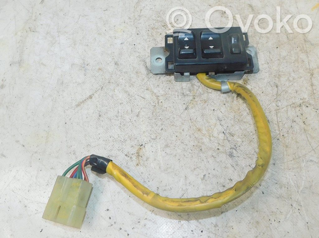 Mitsubishi Canter Quarter vent window switch 