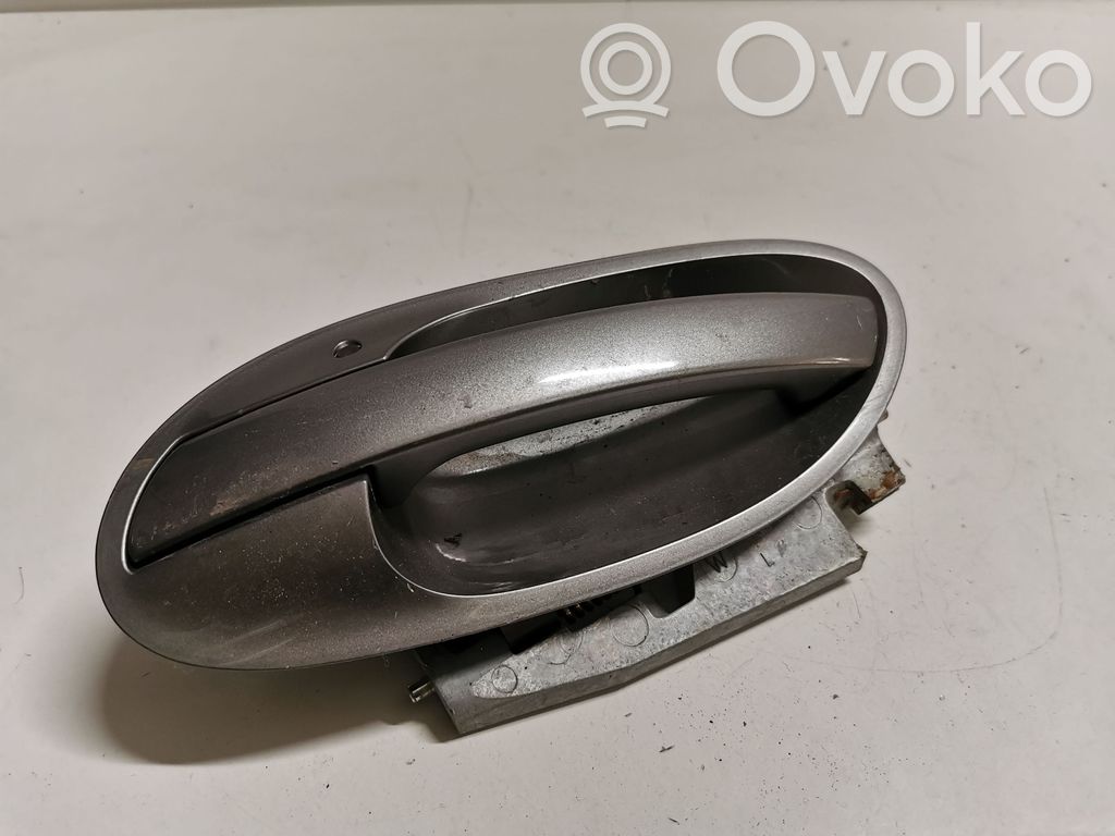 BMW 7 E65 E66 Etuoven ulkokahva 