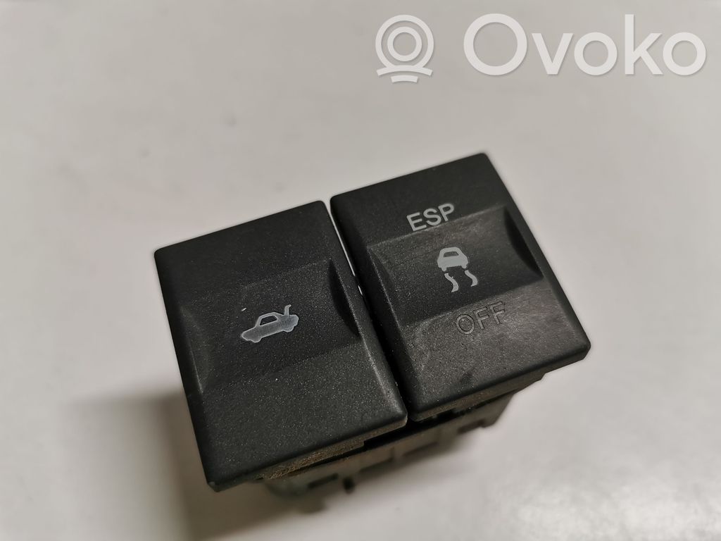 Ford Mondeo Mk III ESP (stability program) switch 