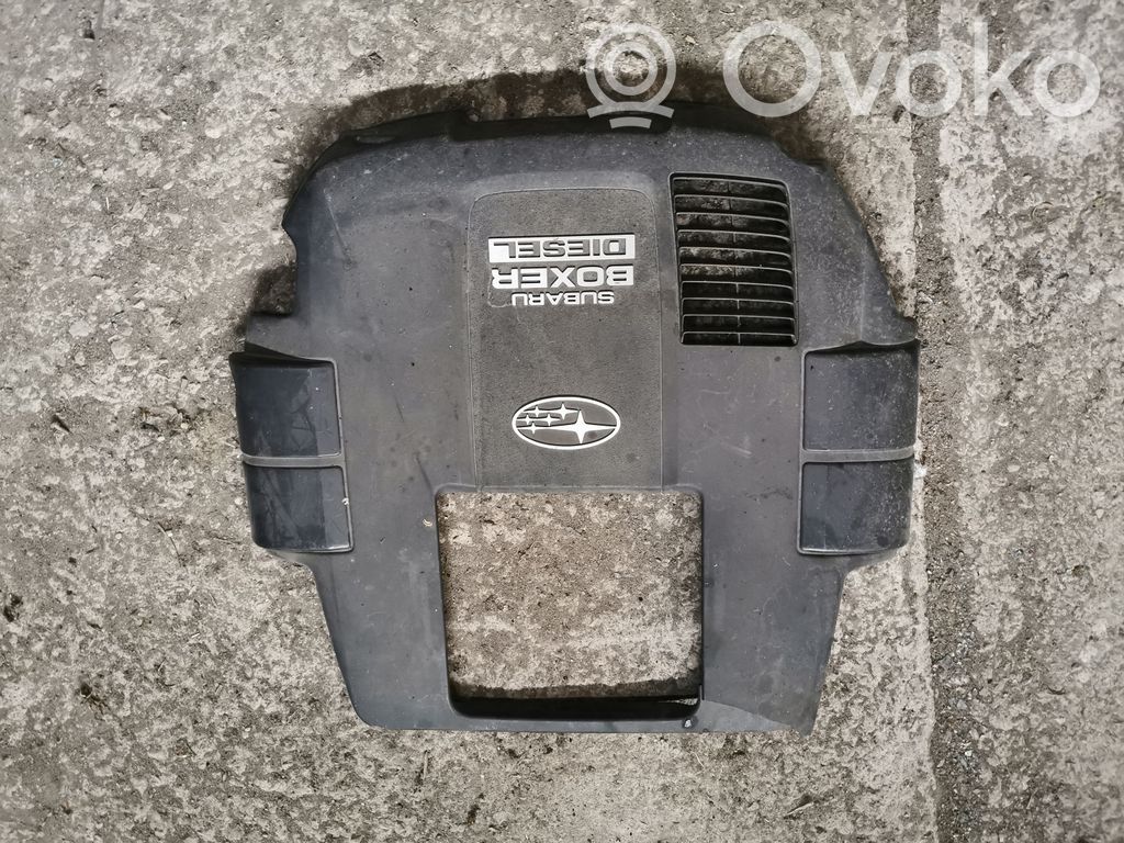 Subaru Legacy Engine cover (trim) 