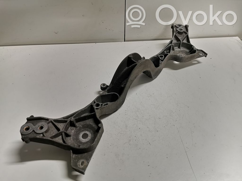 BMW X3 E83 Gearbox mounting bracket 