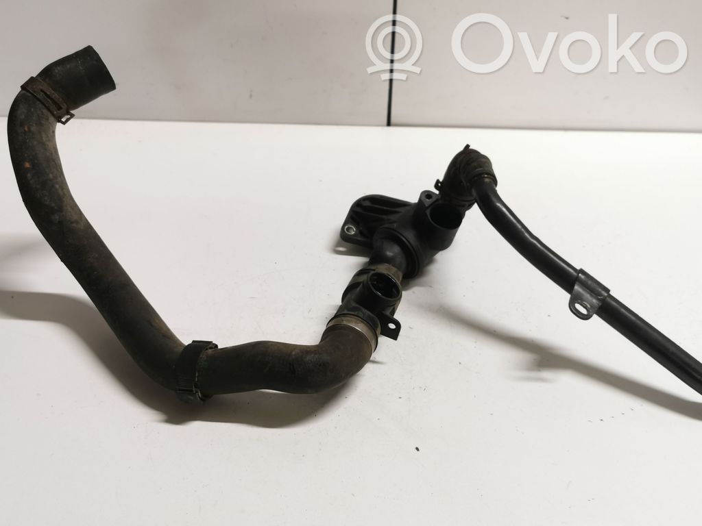 Volkswagen Eos Tubo flessibile del liquido di raffreddamento del motore 