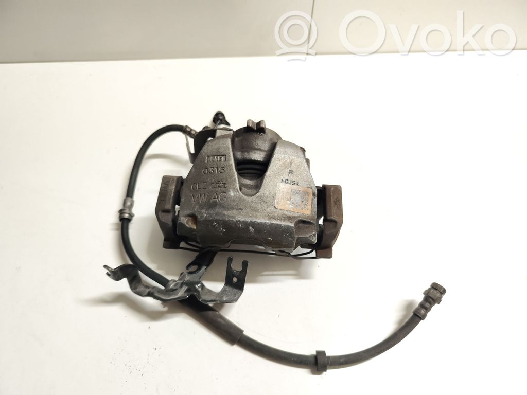 Audi A4 S4 B9 Zacisk hamulcowy przedni 