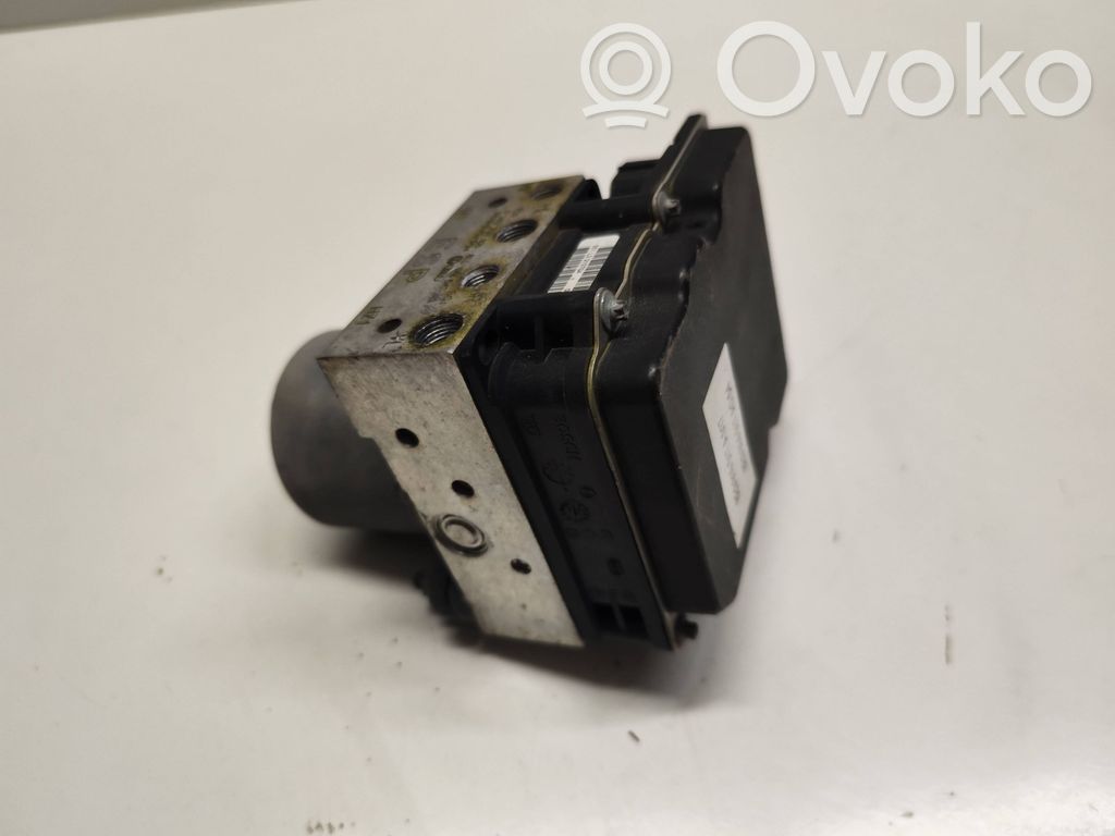 Audi A4 S4 B7 8E 8H ABS-pumppu 