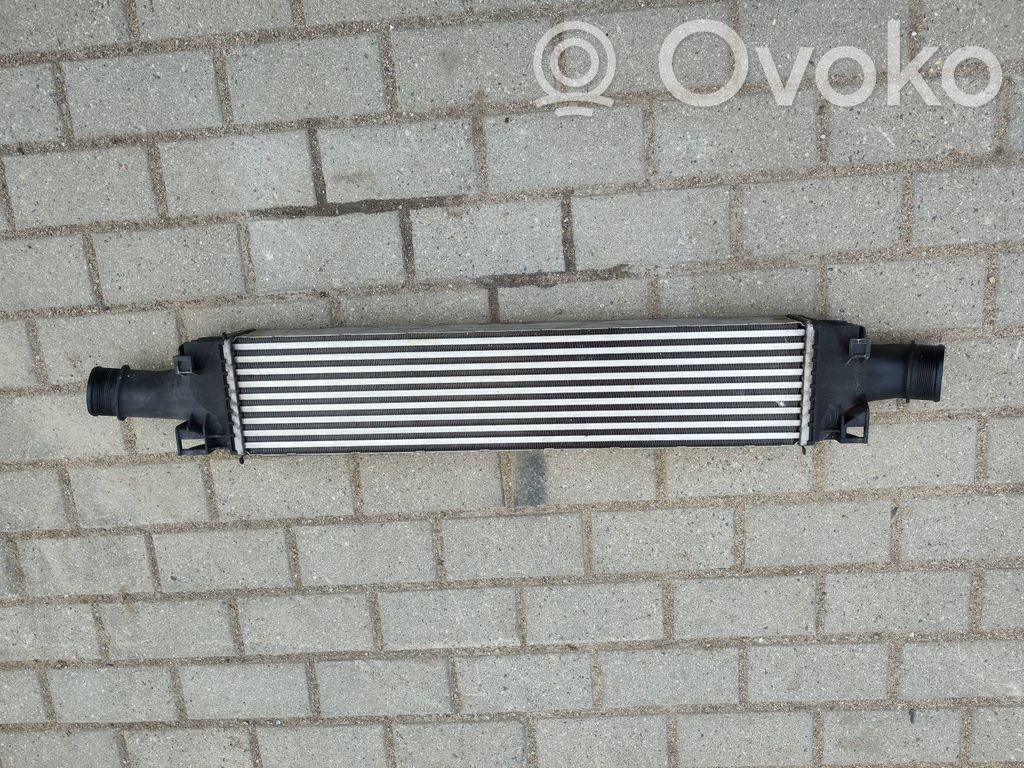 Audi A4 S4 B9 Interkūlerio radiatorius 