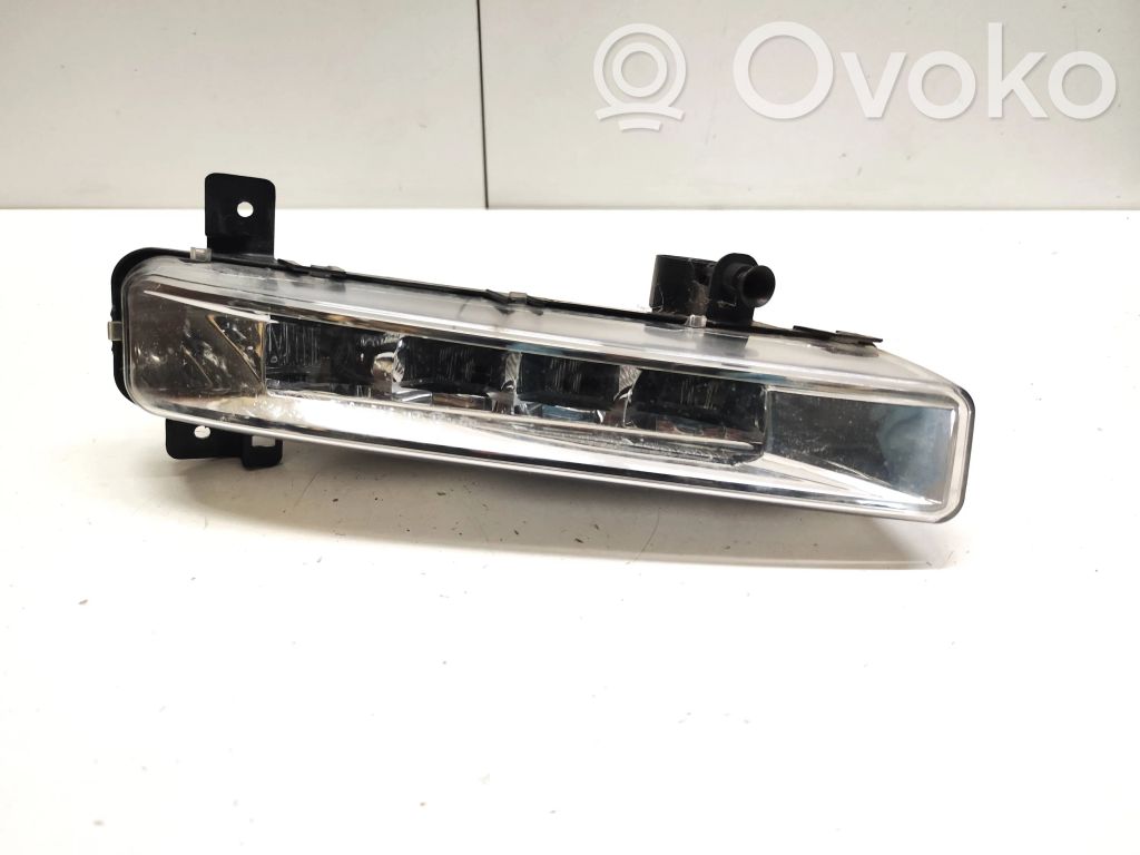 BMW 5 G30 G31 G38 Światło przeciwmgłowe przednie 