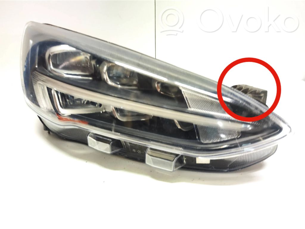 Ford Focus Headlight/headlamp 