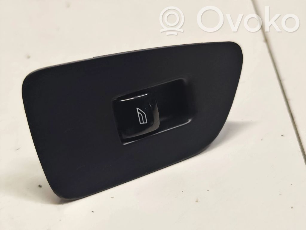 Electric window control switch   31376458,17W256