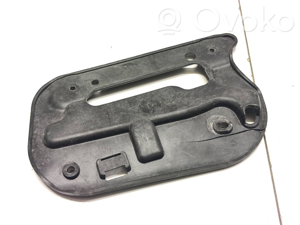 Kratka wlotu powietrza na maskę   JR3B16C194AC,G25AC