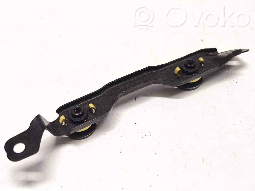 Porsche Macan (95B) Headlight/headlamp mounting bracket 