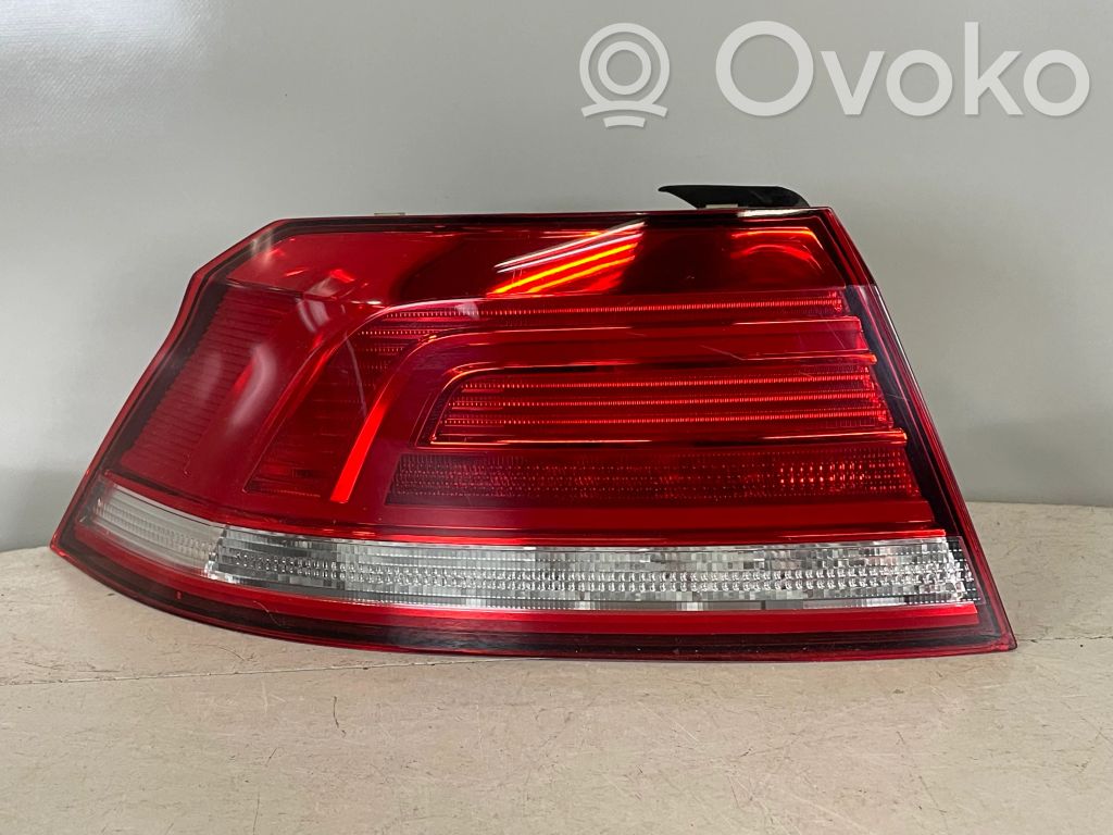 Volkswagen PASSAT B8 Luci posteriori 