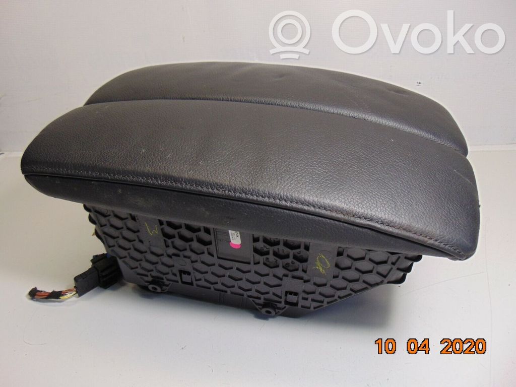 Armrest   0111258