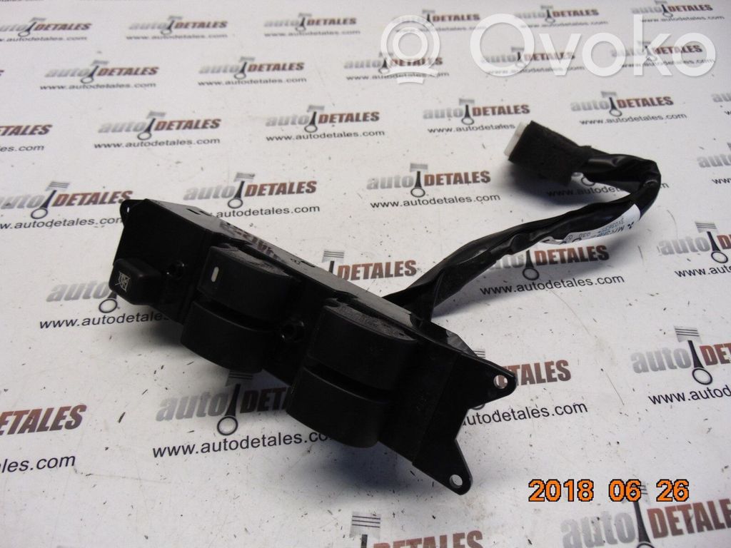 Electric window control switch   MN141265