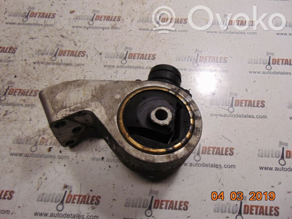 Mitsubishi Space Star Engine mount bracket 