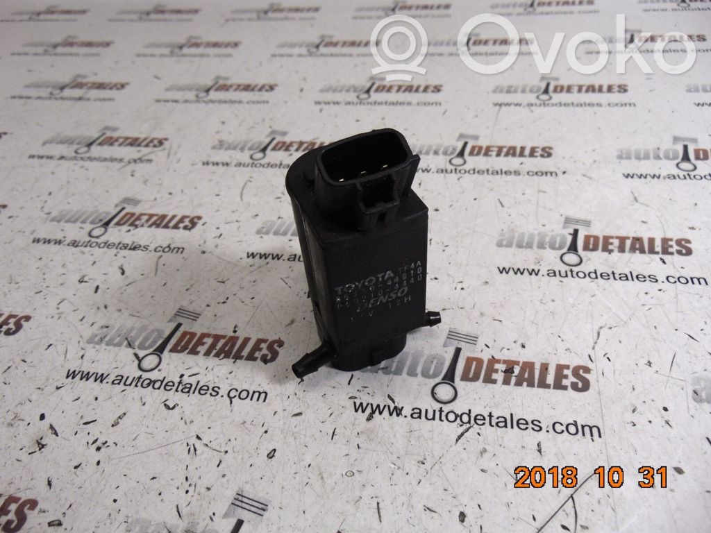 Toyota Corolla Verso E121 Windscreen/windshield washer pump 