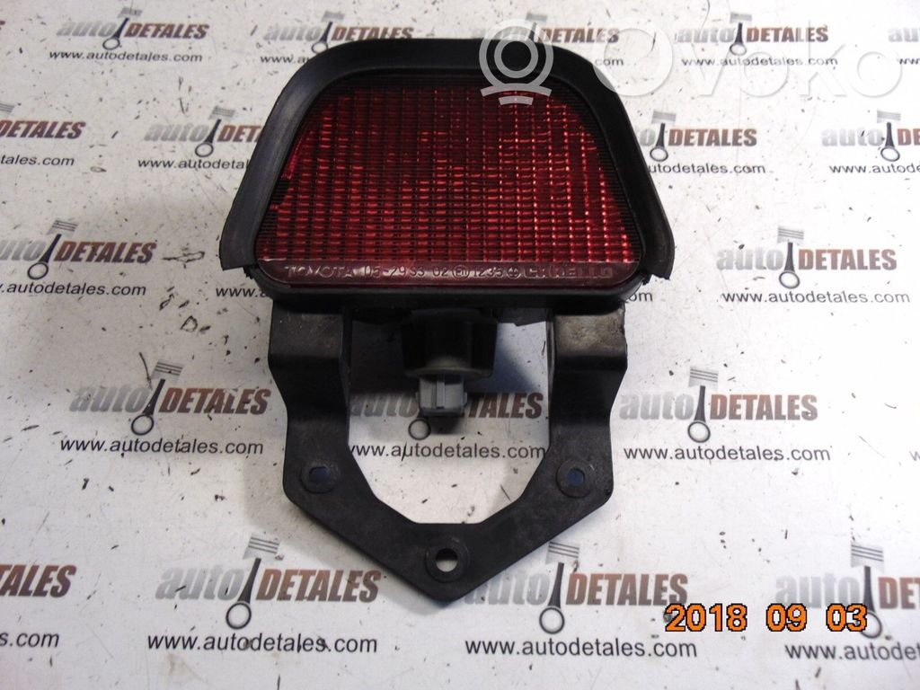 Toyota Avensis T220 Third/center stoplight 