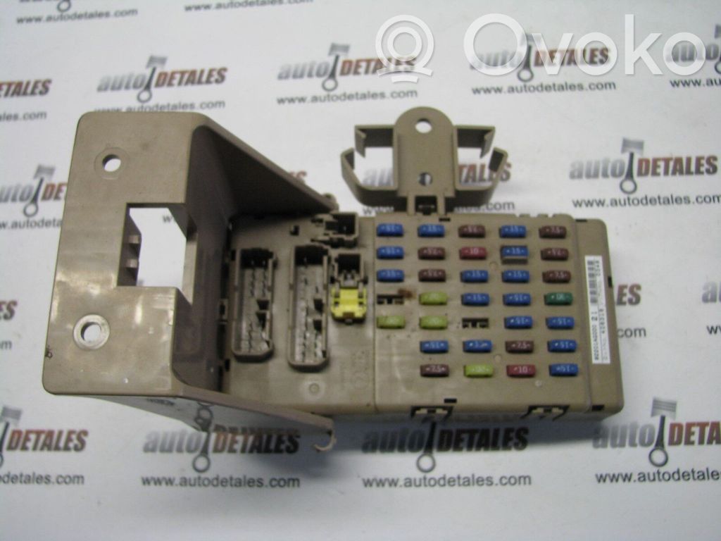 Módulo de fusible   82201AG000