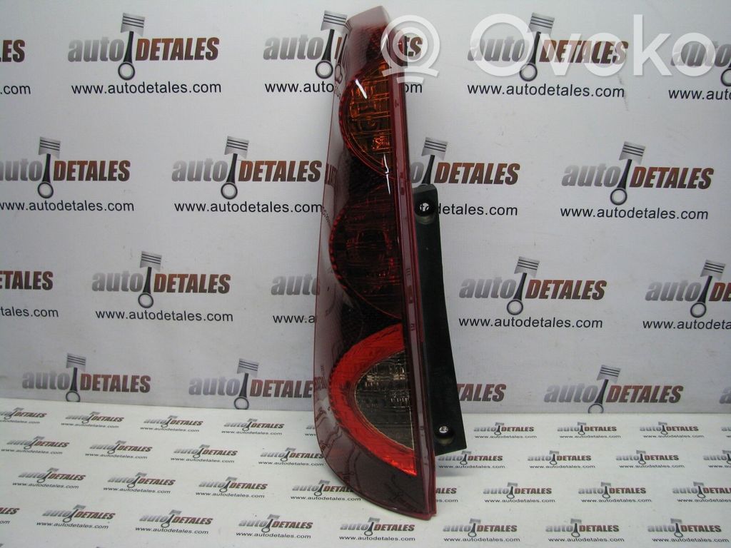 Nissan Note (E11) Rear/tail lights 