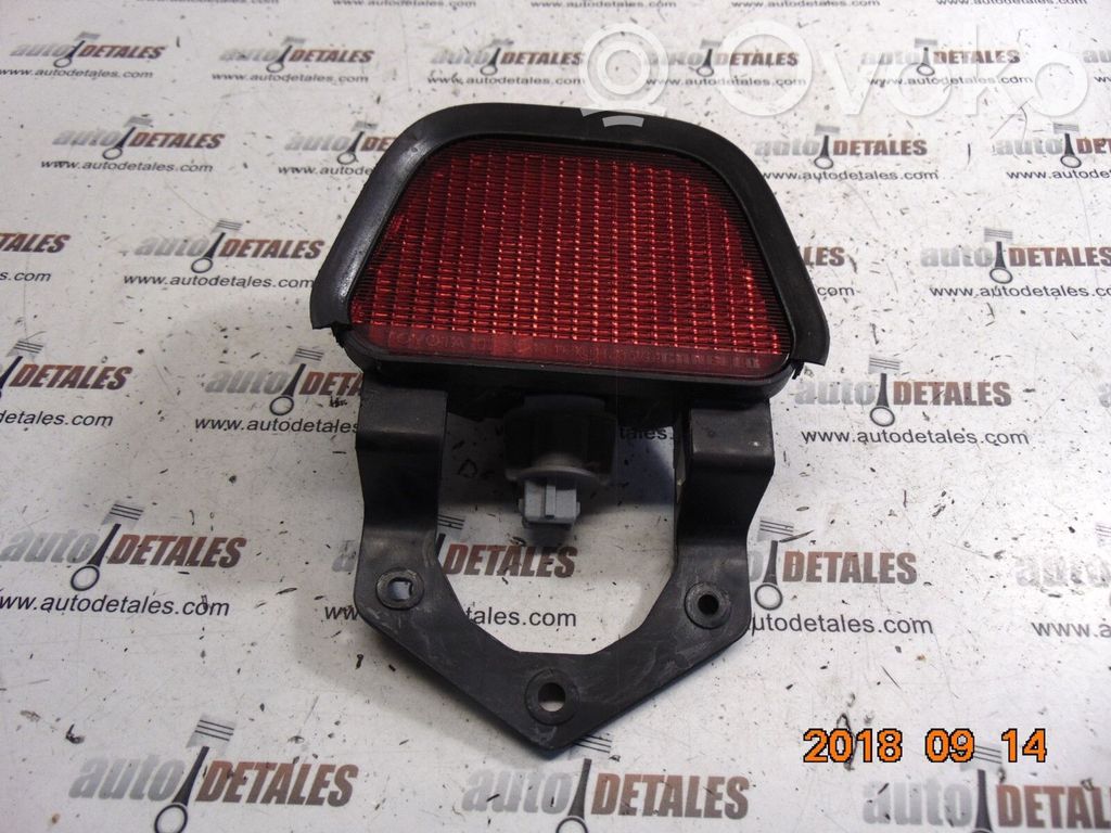 Toyota Avensis T220 Third/center stoplight 
