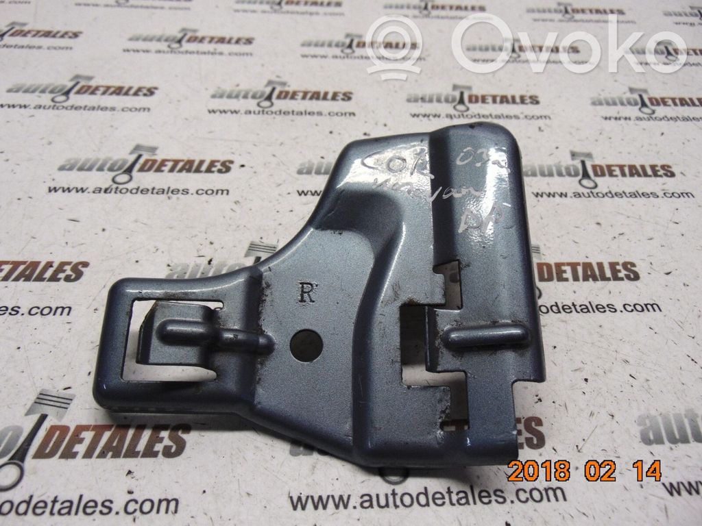 Headlight/headlamp mounting bracket