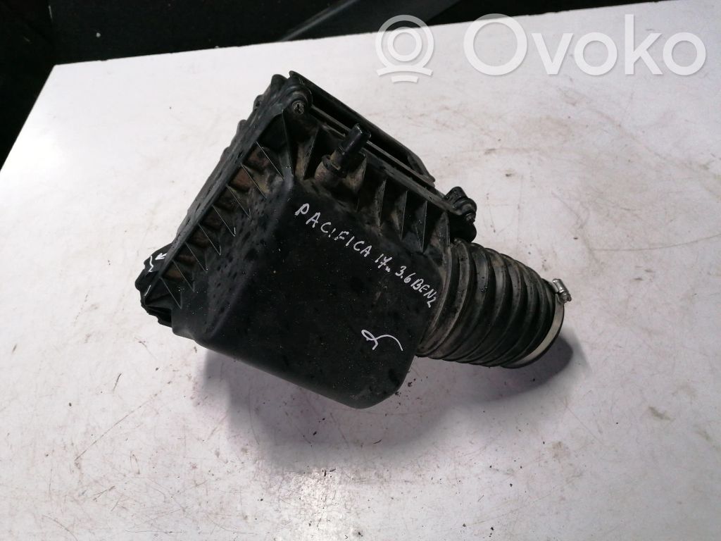 Chrysler Pacifica Air filter box 